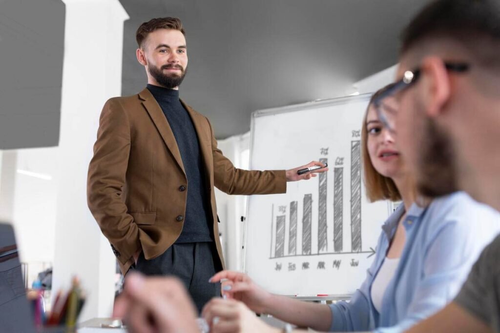Entrepreneure présentant son projet d'économie sociale lors d'un comité d'investissement.