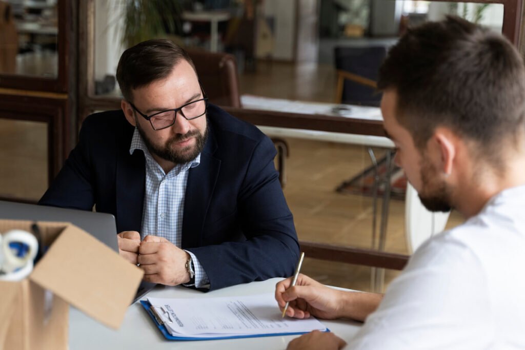 Consultation d'un jugement prud'homal face à une entreprise en liquidation judiciaire.