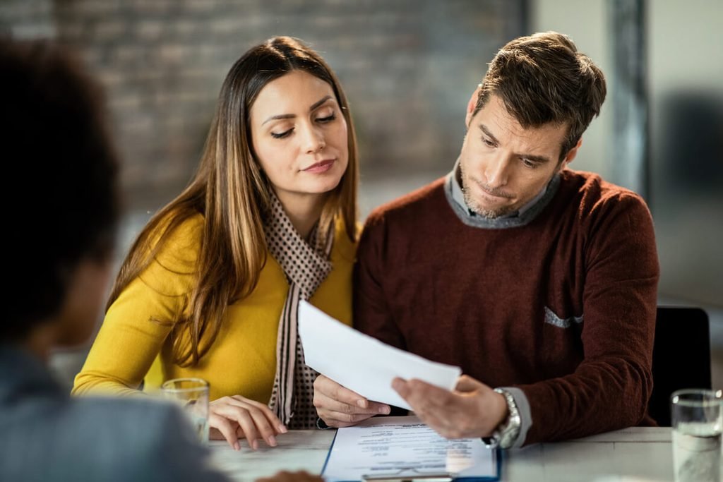 Peut-on déshériter ses frères et sœurs : la réponse claire 3 Formulaire de clause bénéficiaire d'assurance-vie permettant de transmettre un capital sans passer par la succession.